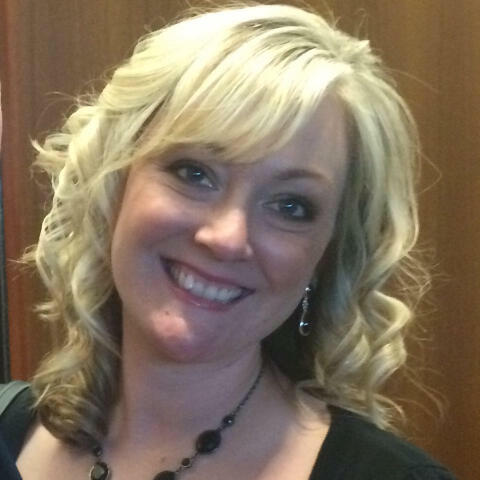 Larisa Sloan